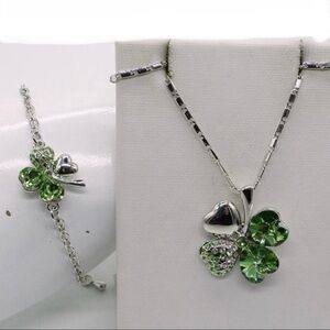 FOUR LEAF CLOVER NECKLACE & BRACELET SET